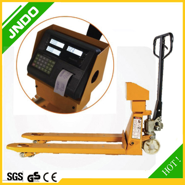 Pallet truck with scale